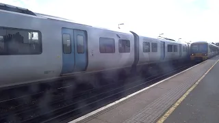 Thameslink and South Eastern trains at Peckham Rye