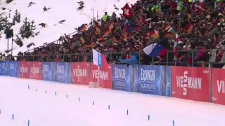 Победный финиш Антона Шипулина с российским флагом в Антхольце