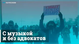 Акции в поддержку Навального обернулись задержаниями по всей России