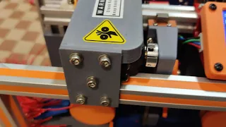 diy automatic wire cutting stripping machine V2  in action