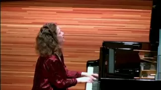 Gila Goldstein plays Astor Piazzolla's Oblivion