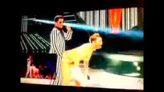 miley cyrus y robin thicke tu cara me suena