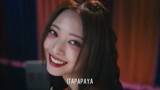 ITZY - CHESHIRE MV but it's just the la la la parts