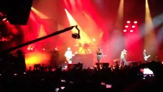 Linkin Park - Mashup Intro + Guilty All The Same live Camden 2014