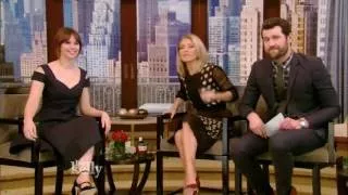 Felicity Jones Live Kelly 11 28 2016