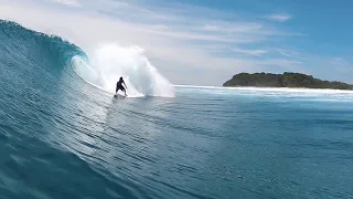 Maldives surfing sultans