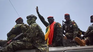 Guinea coup leader sworn in as transitional president