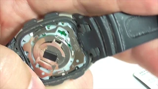 Как вынуть батарейку в электронных часах CASIO?