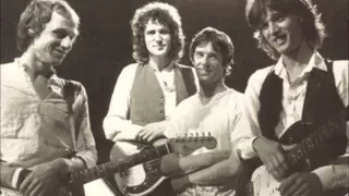 Dire Straits - Where Do You Think You're Going? (with lyrics).