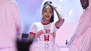 Rihanna Performs 'We Found Love' At 2016 MTV VMAs