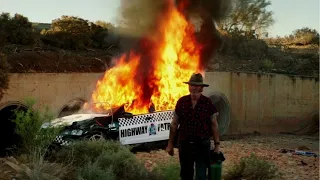 Wolf Creek 2 (2013) - "You sure you want to issue this ticket to me mate?" Scene