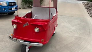 Vintage golf cart. 1960 Taylor Dunn trident shopper.  Where is this now?