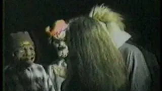 Korn - Old Interview from 1995 in Canada #2