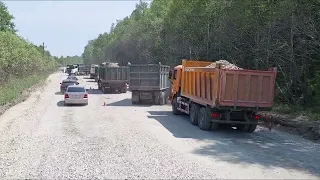 ДОРОГА ВДОЛЬ ОЗЕРА БАЙКАЛ. ЕХАТЬ НЕВОЗМОЖНО