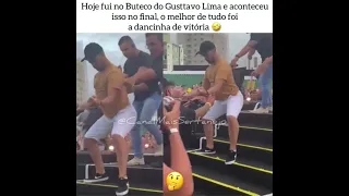 Fan Invade Palco Do Gustavo Lima