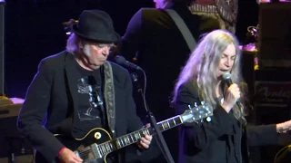 Light Up The Blues, Patti Smith & Neil Young- People Have the Power, Dolby Theatre LA 4/21/2018