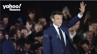 Macron wins re-election, Zelenskyy meets with top U.S. officials, Starlink to offer wifi on flights