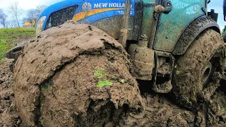 Newholland ve Case Çamurda