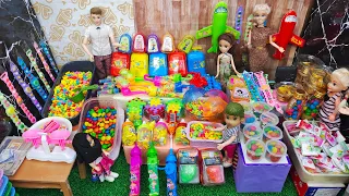 Chocolate வாங்குனா Gift இலவசம்😀/ Barbie doll colourful chocolate shopping/Barbie show tamil