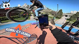 Urban Downhill With Crew #2 @CanAzaz @EfeKrK_Fr