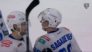 Sagadeyev sends it home off Podyapolsky error