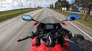 Honda E-CLUTCH - How Does It Work? (Honda CBR650R 2024)