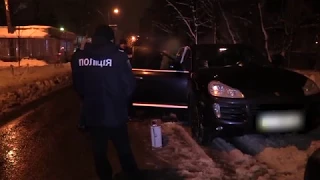 Спецпризначенці Києва вилучили у чоловіка бойовий пістолет