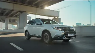 Новый Mitsubishi Outlander 2021. Реклама