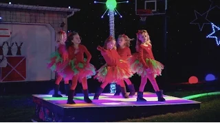Dance Party Barlett Family Light Show - The Great Christmas Light Fight