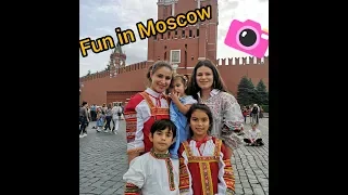 How I behave in Red Square, Moscow