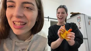 Mili Gesualdo y Sofi Santos en Stream -  5 09/05/2022