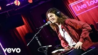 BØRNS - Can't Feel My Face (The Weeknd cover in the Live Lounge)