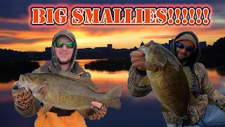 How to catch BIG smallmouth bass in the fall! Fishing the Susquehanna river!