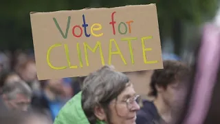 Friday for Future: in migliaia in piazza a Berlino e Amsterdam contro la crisi climatica