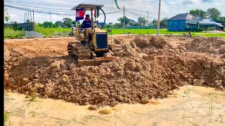 #ep1 Great Bulldozer operator works to push the landfill with a 5-ton truck