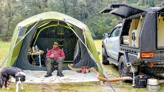 Camping en voiture de 2 nuits sous de fortes pluies