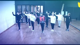 WANNA ONE dancing SPRING DAY 2 👑