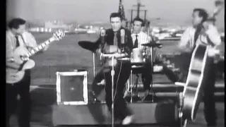 Elvis Presley - Blue suede shoes - 1956