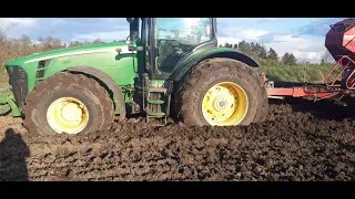 JOHN DEERE Сіяв з сівалкою HORSH PRONTO 6DC і састриг