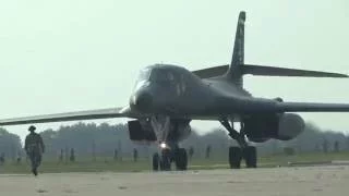 Dny NATO 2016 - přistání B-52 & B-1