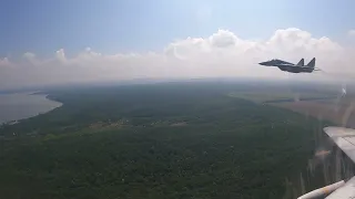 Пілот показав роботу винищувача Міг-29 / The Ukrainian pilot showed the operation of the MiG-29