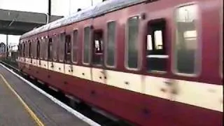 308152 departs Bradford Forster Square