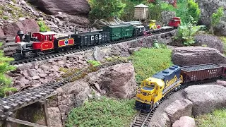 Hugo's Fahrtag 18.5.2024, Very Nice Garden G-Scale Layout with Red Stones