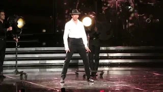 Hugh Jackman | Luck be a Lady | Singin in the Rain | Detroit, MI 6/24/19