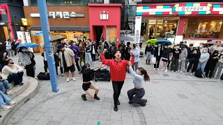 RED CREW & DADADA CREW. UNIQUE FASCINATING BUSKING. HONGDAE STREET.