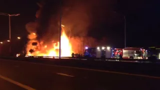 Brandende vrachtwagen Maasmechelen