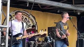 Grade 2 Pubwatch live at Punk Rock Bowling 2019