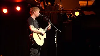 Ed Sheeran sings Love Yourself at Whelans Dublin April 2022