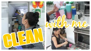 CLEAN WITH ME| Deep Cleaning Fridge, Steam Mopping, Organizing Pantry