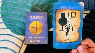 Teal Swan’s the Blind spot oracle unbox, silent flip through, personal take